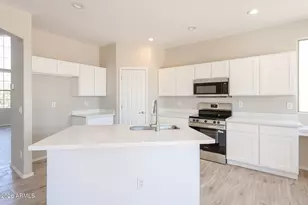 18161 N Cook Dr, Maricopa, AZ 85138 - Photo 10