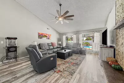 7519 W McRae Way, Glendale, AZ 85308 - Photo 8