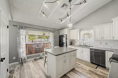 7519 W McRae Way, Glendale, AZ 85308 - Photo 12