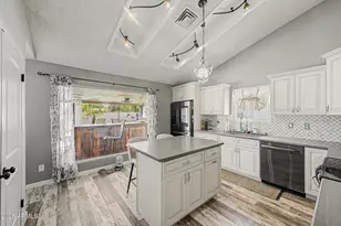 7519 W McRae Way, Glendale, AZ 85308 - Photo 12