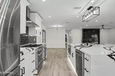 3117 E Sweetwater Avenue, Phoenix, AZ 85032 - Photo 12