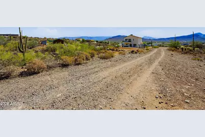 42714 N 11th Avenue, New River, AZ 85087 - Photo 8