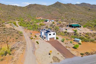 42714 N 11th Ave, New River, AZ 85087 - Photo 2