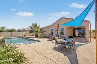 808 W Brangus Way, San Tan Valley, AZ 85143 - Photo 4