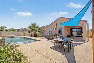 808 W Brangus Way, San Tan Valley, AZ 85143 - Photo 4