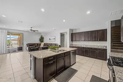 808 W Brangus Way, San Tan Valley, AZ 85143 - Photo 18