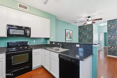 163 W Campbell Court, Gilbert, AZ 85233 - Photo 2