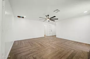 2305 W Maryland Ave, Phoenix, AZ 85015 - Photo 24