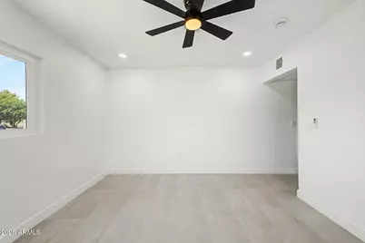 2305 W Maryland Avenue, Phoenix, AZ 85015 - Photo 16