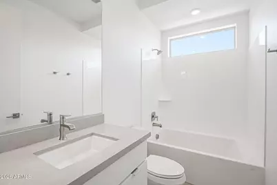 7950 W Loma Lane, Peoria, AZ 85345 - Photo 14