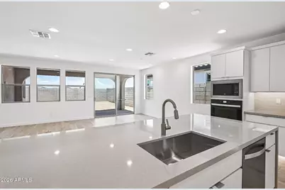 7950 W Loma Lane, Peoria, AZ 85345 - Photo 38