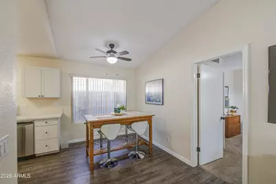 913 E Wahalla Lane, Phoenix, AZ 85024 - Photo 10