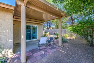 913 E Wahalla Ln, Phoenix, AZ 85024 - Photo 30