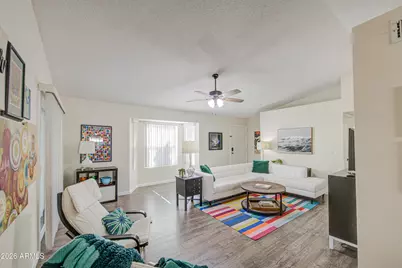 913 E Wahalla Lane, Phoenix, AZ 85024 - Photo 8