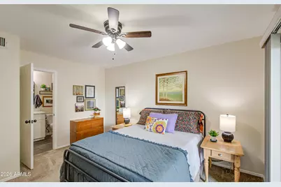 913 E Wahalla Lane, Phoenix, AZ 85024 - Photo 18