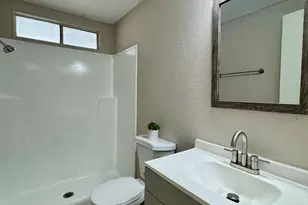 8401 N 67th Ave, Glendale, AZ 85302 - Photo 14