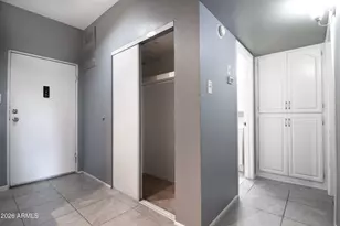 357 E Thomas Rd, Phoenix, AZ 85012 - Photo 8