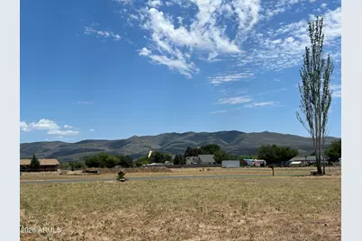 18628 S Joseph Hodge Road #80, Peeples Valley, AZ 86332 - Photo 16