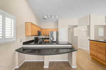 17462 W Meadow Lane, Surprise, AZ 85388 - Photo 14