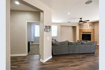 11401 E Sheridan Circle, Mesa, AZ 85212 - Photo 14