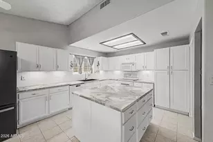 14657 N 90th Dr, Peoria, AZ 85381 - Photo 12