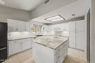 14657 N 90th Drive, Peoria, AZ 85381 - Photo 10