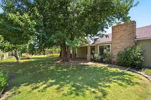 4045 E Cambridge Ave, Phoenix, AZ 85008 - Photo 8