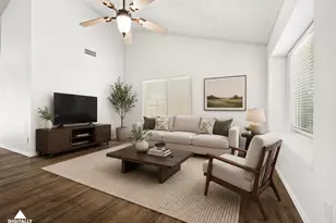 10601 N 72nd Ave, Peoria, AZ 85345 - Photo 8