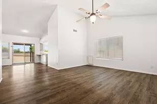 10601 N 72nd Ave, Peoria, AZ 85345 - Photo 10