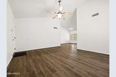 10601 N 72nd Avenue, Peoria, AZ 85345 - Photo 12