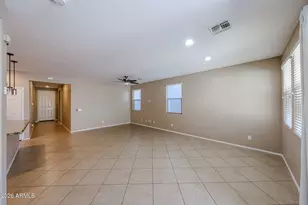 12041 W Cottontail Ln, Peoria, AZ 85383 - Photo 4