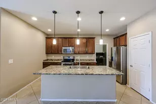 12041 W Cottontail Ln, Peoria, AZ 85383 - Photo 8