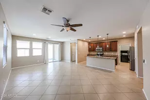 12041 W Cottontail Ln, Peoria, AZ 85383 - Photo 6