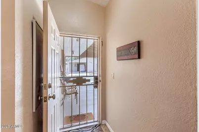 6097 S Pinehurst Drive, Chandler, AZ 85249 - Photo 2