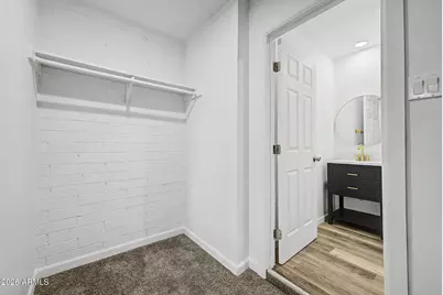 4702 S 36th Drive, Phoenix, AZ 85041 - Photo 12