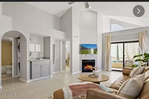10301 N 70th St, Paradise Valley, AZ 85253 - Photo 2