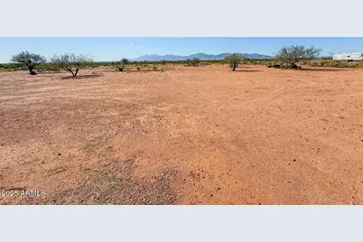 1002 E Lena Way, Huachuca City, AZ 85616 - Photo 52