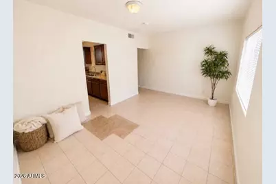 1229 W Pierce Street #2, Phoenix, AZ 85007 - Photo 2