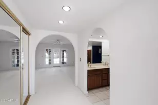 6318 E Paradise Ln, Scottsdale, AZ 85254 - Photo 20