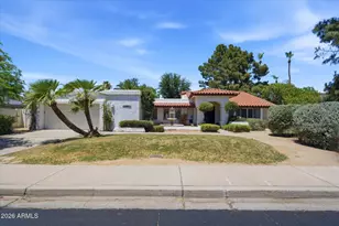 6318 E Paradise Ln, Scottsdale, AZ 85254 - Photo 2