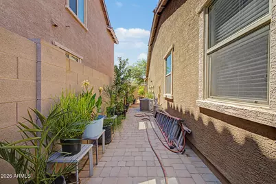 3414 W T Ryan Lane, Phoenix, AZ 85041 - Photo 36