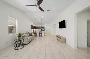 3414 W T Ryan Ln, Phoenix, AZ 85041 - Photo 10