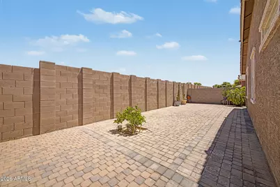 3414 W T Ryan Lane, Phoenix, AZ 85041 - Photo 36