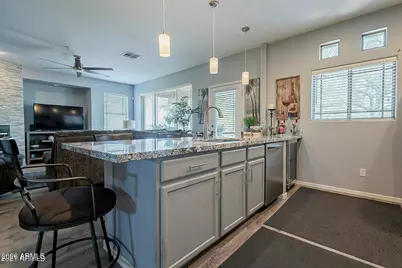 11500 E Cochise Drive #2081, Scottsdale, AZ 85259 - Photo 2