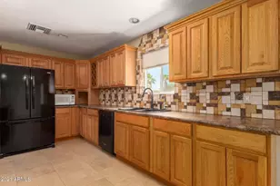 1608 W Inverness Dr, Tempe, AZ 85282 - Photo 8