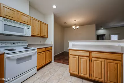 3221 N 37th Street #32, Phoenix, AZ 85018 - Photo 24