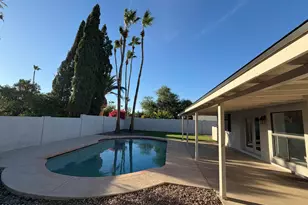6714 E Paradise Ln, Scottsdale, AZ 85254 - Photo 14