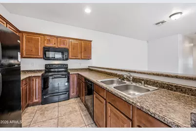 8917 N 4th Street #Apt B, Phoenix, AZ 85020 - Photo 4