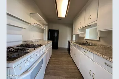 430 W Northern Avenue, Coolidge, AZ 85128 - Photo 8