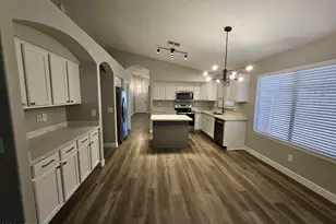 66 W Dexter Way, San Tan Valley, AZ 85143 - Photo 2
